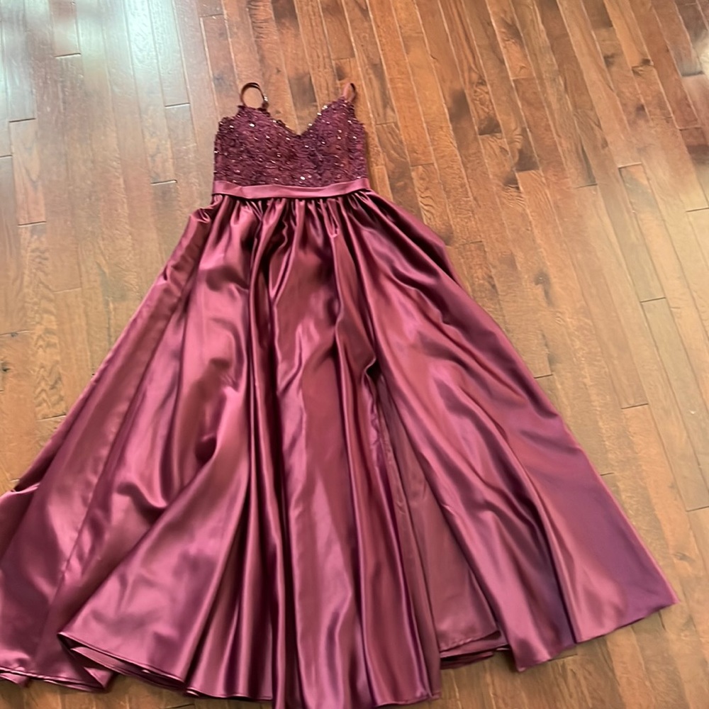 Formal burgundy color dress size 2